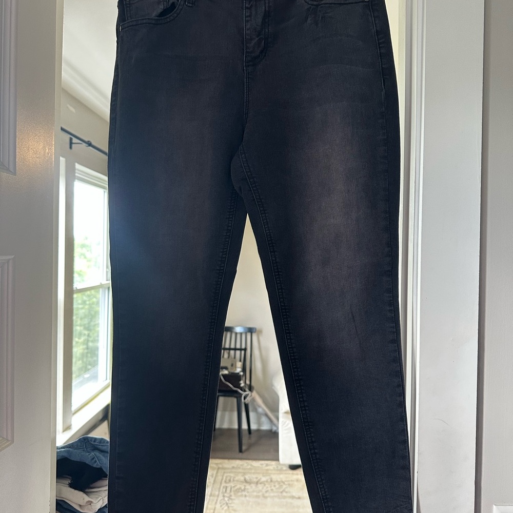 Artisan NY Classic Black Women's Jeans- 14